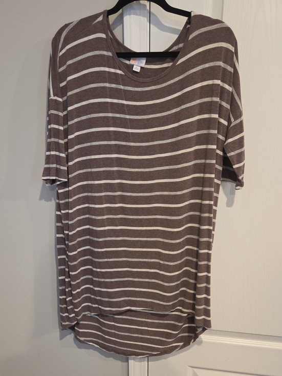 LuLaRoe Tops - LuLaRoe Irma Tunic